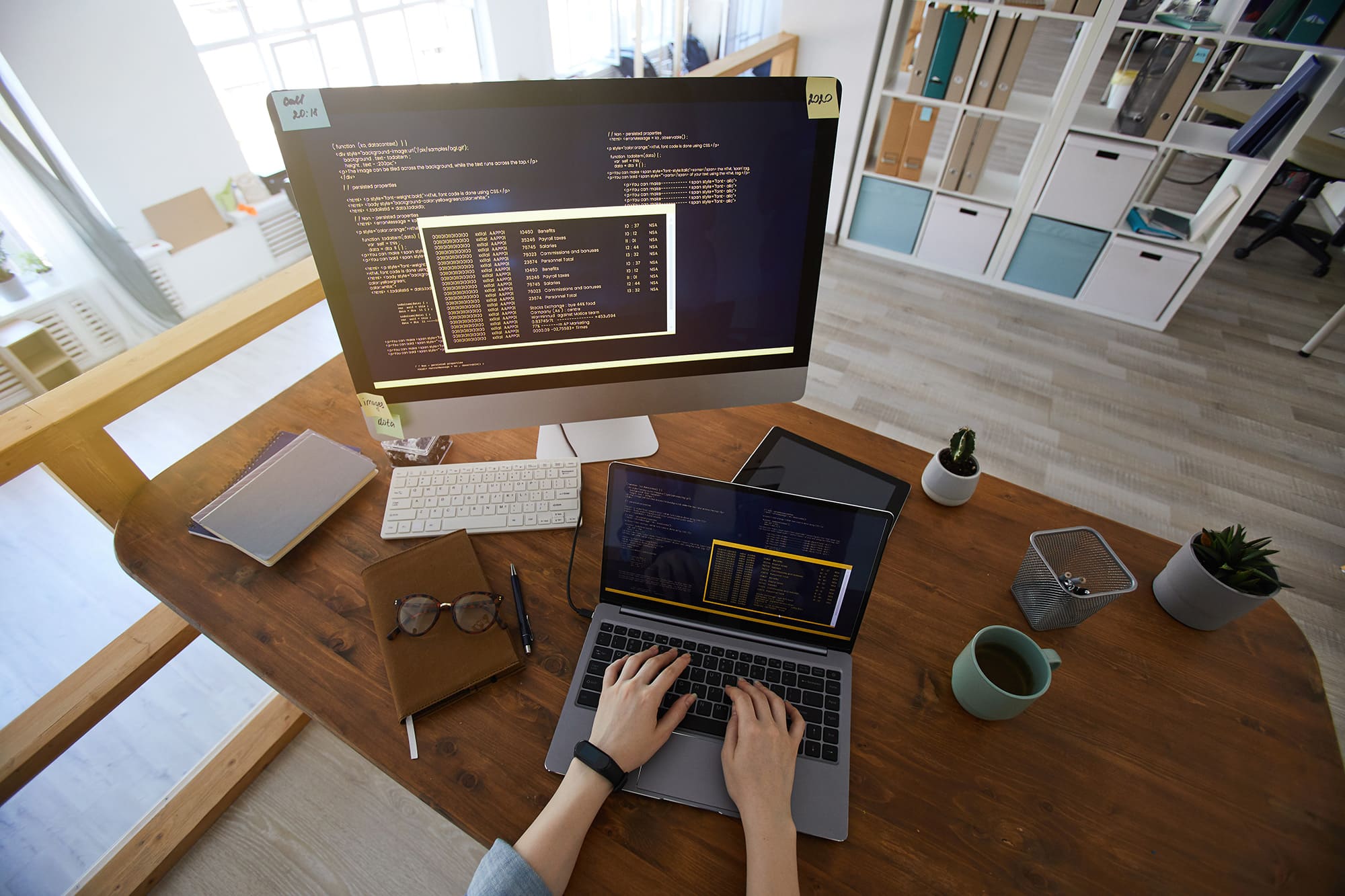 it-developer-at-workplace-above-view-2025-03-08-23-34-31-utc