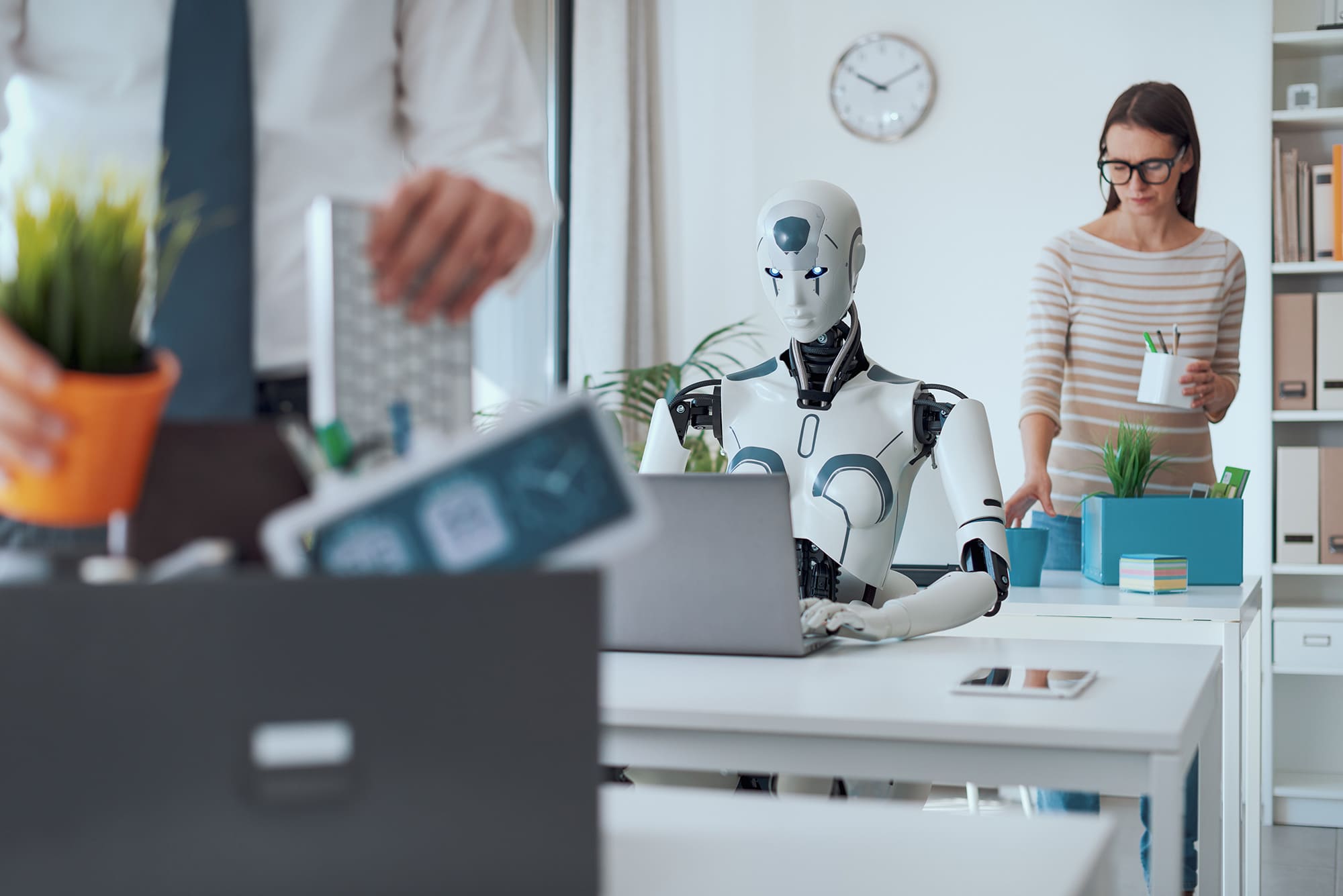 the-impact-of-ai-on-jobs-fired-business-people-le-2025-01-07-06-59-37-utc